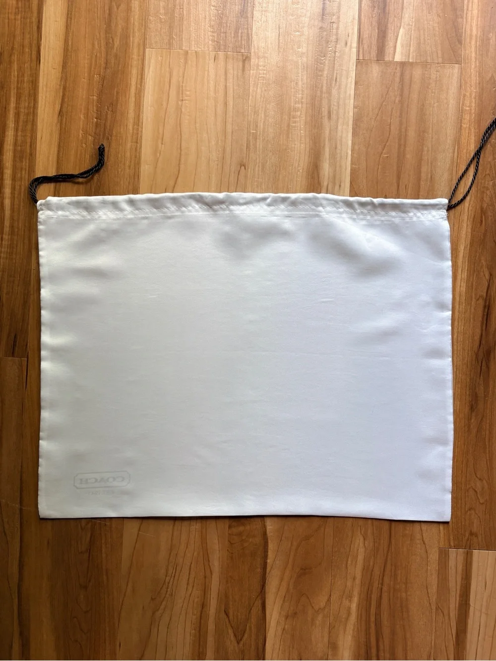 Coach soft white
